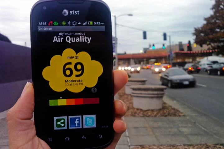 The CitiSense sensor provides smartphone users with real-time air quality readings for their immediate environment