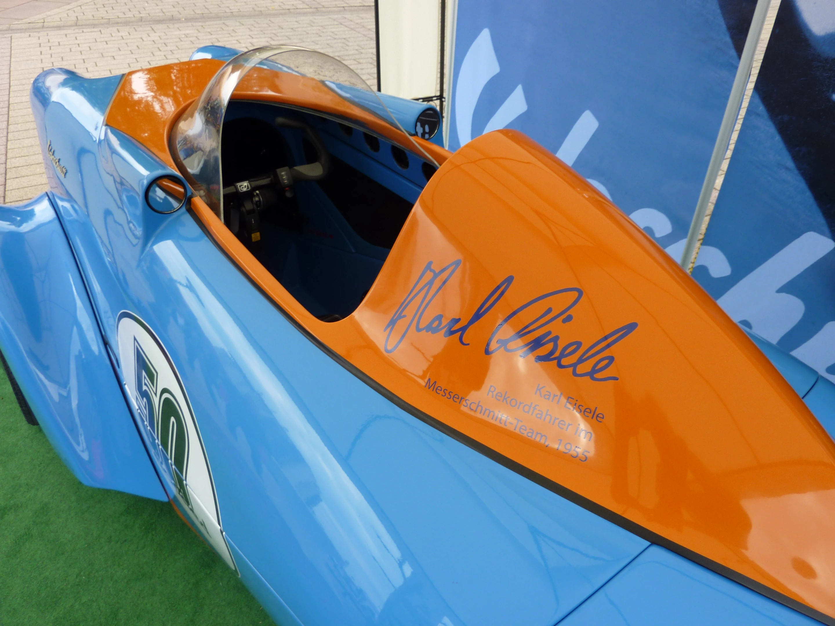 The Veloschmitt is modeled after the 1955 Messerschmitt KR200, which broke speed records at the Hockenheimring