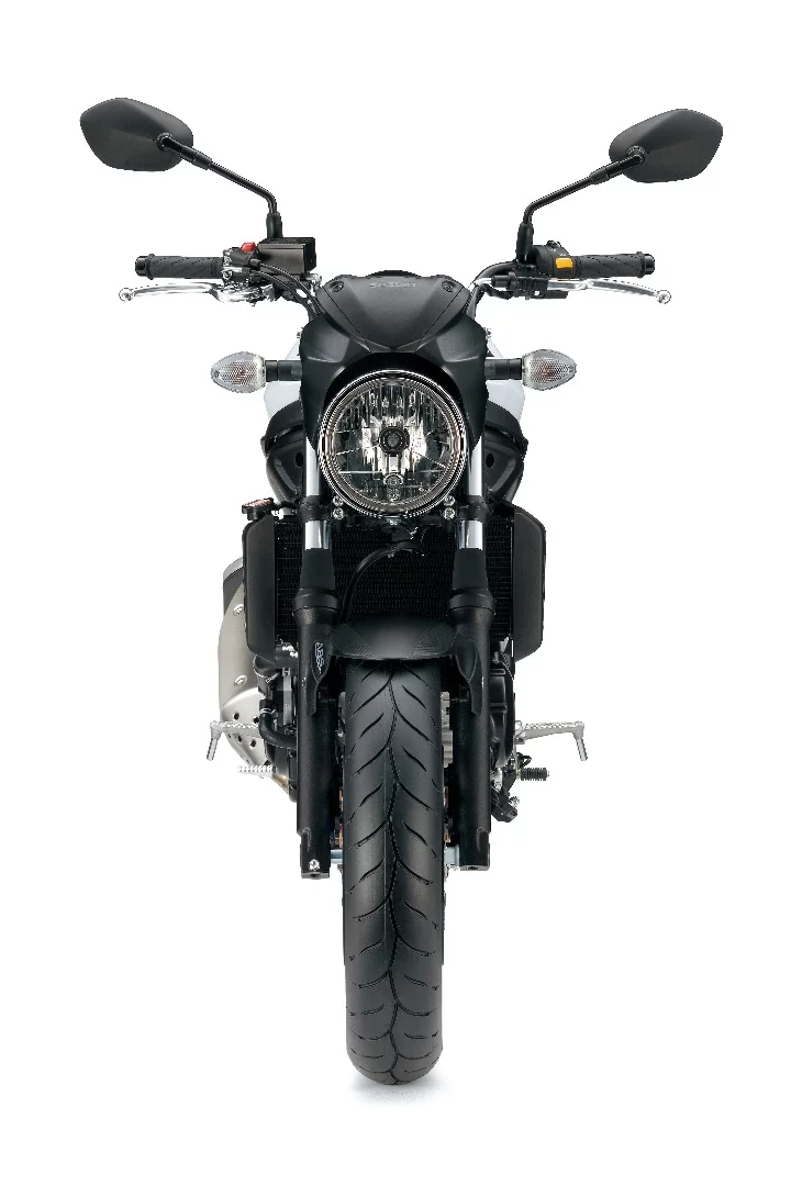 Slimmer silhouette, typical round headlight for the 2016 Suzuki SV650