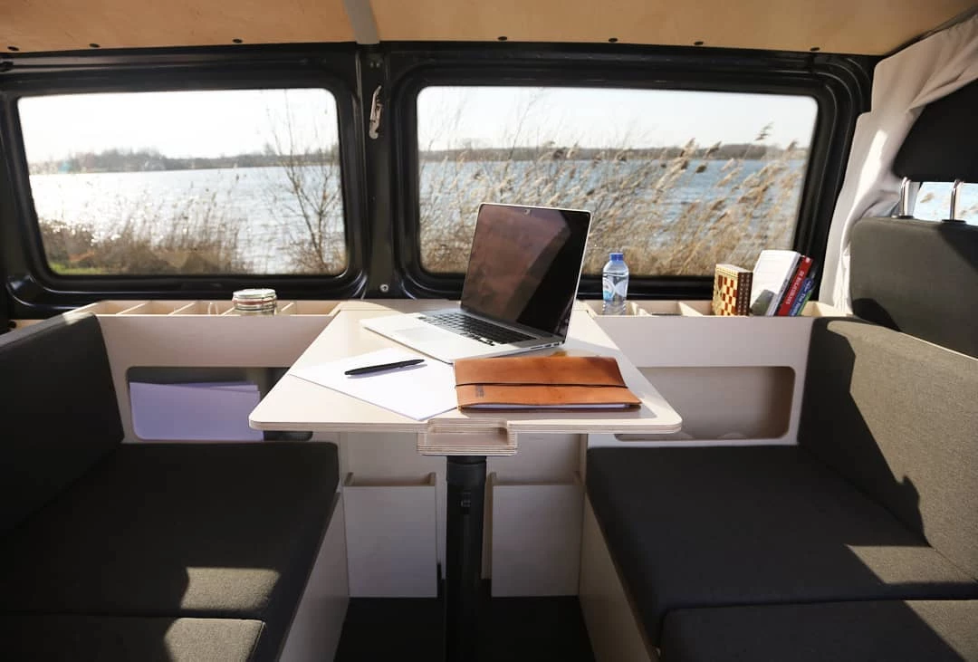 The dining lounge easily doubles as a mobile workstation