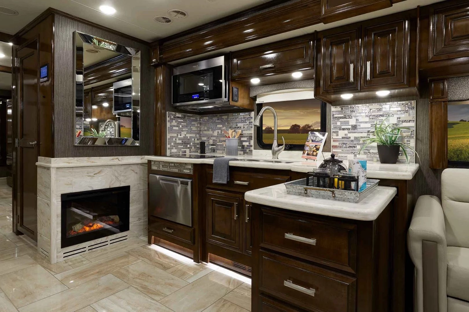 2019 Tuscany 45JA interior