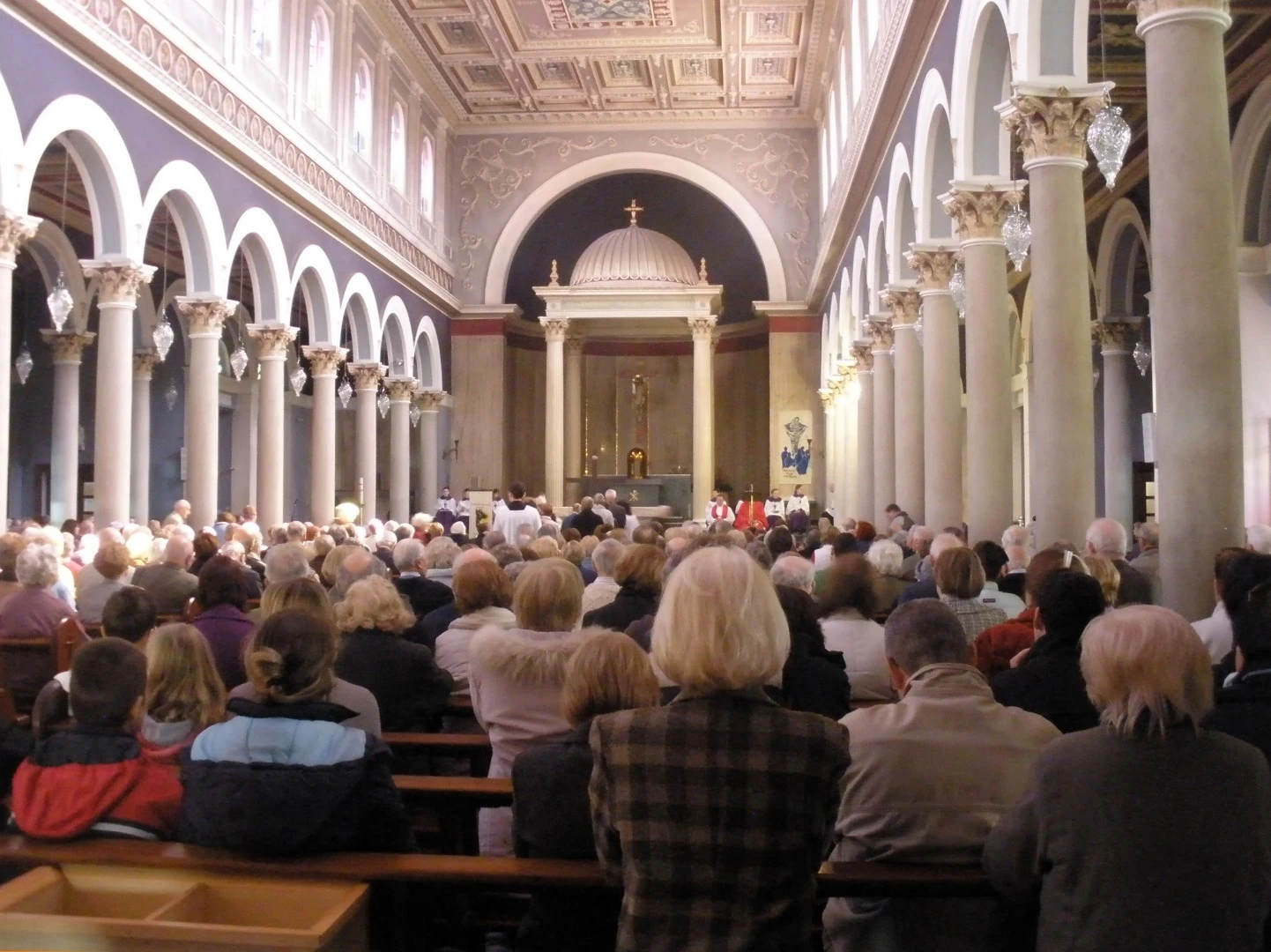 The Good Friday Experiment examined the effect of psilocybin on those with a religious belief while attending church on Good Friday (Credit: O'Dea at WikiCommons CC BY SA 3.0)