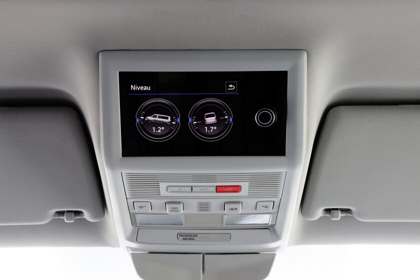 Another upgrade on the Beach 6.1: the color touchscreen camper command system
