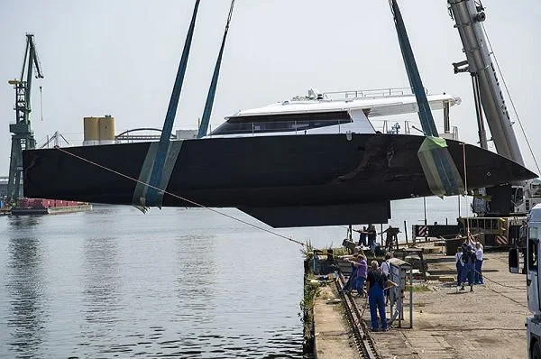 The Sunreef 80 entering the water for the first time