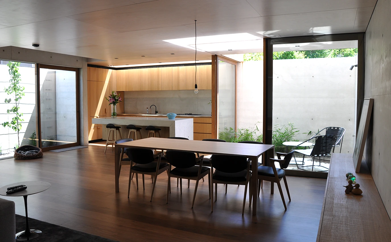 Australian Schulberg Demkiw architecture studio has recently completed an innovative new home in Melbourne (Photo: Edoardo Campanale for Gizmag)