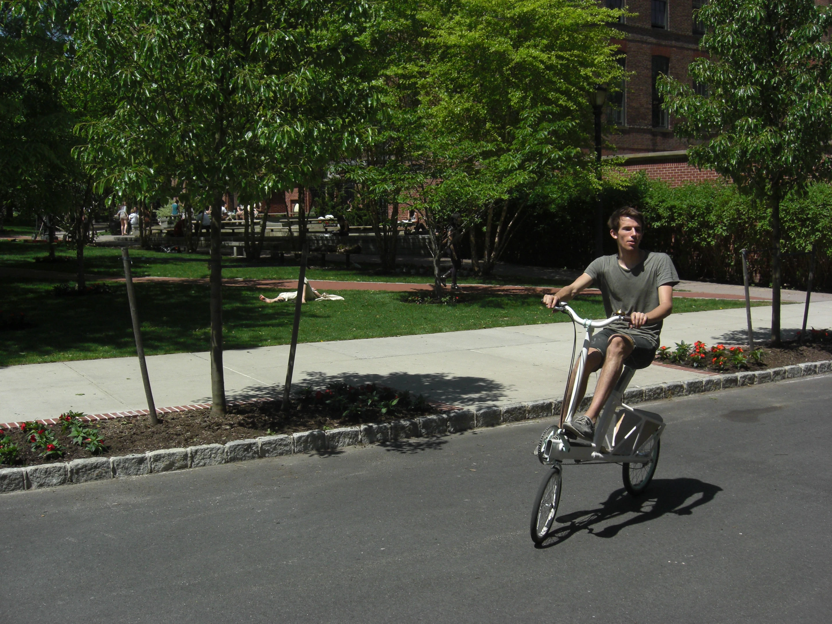 The design caters for various user heights, anywhere from 5 feet to 6 feet 6 inches