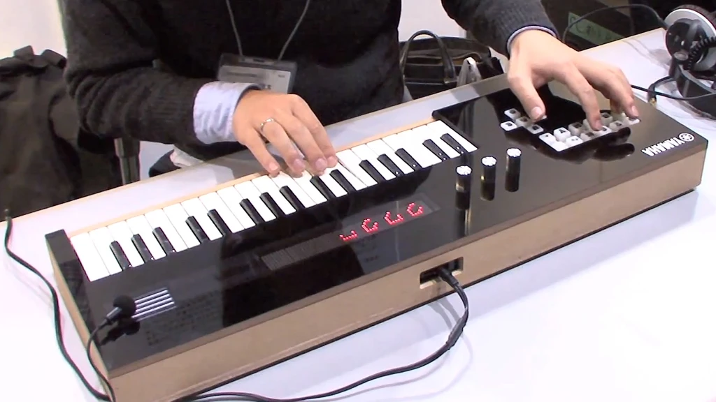 The Vocaloid keyboard has an LED display to show entered and pronounced text (Photo: DigInfo)