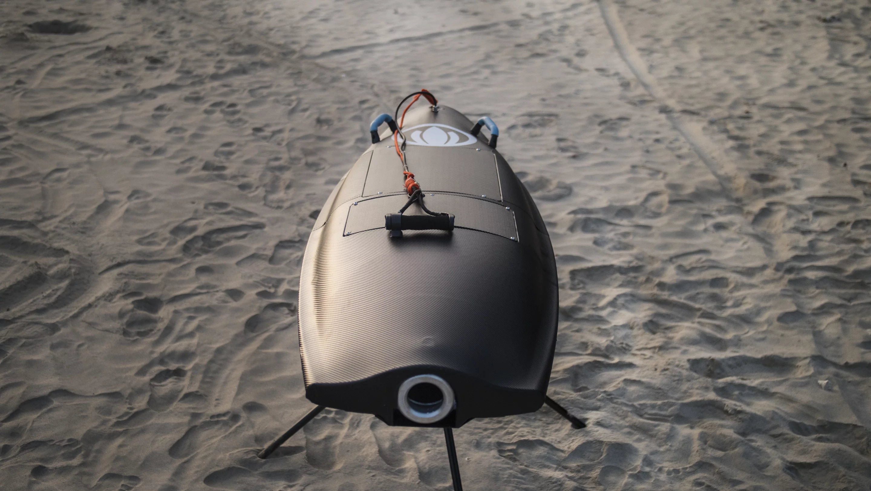 Both Blea Shark models feature a swappable battery that provides a claimed 40 to 70 minutes of go time per 1.5 to 2-hour charge