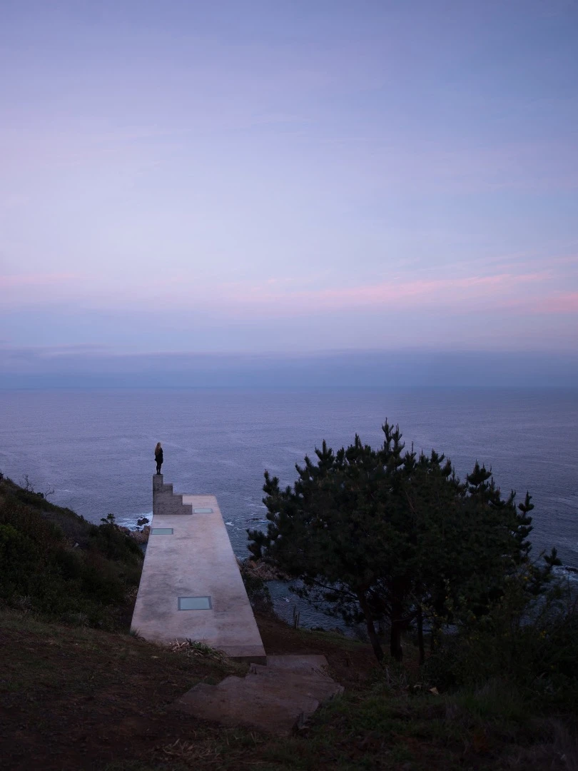 Loba House is topped by a rooftop terrace area