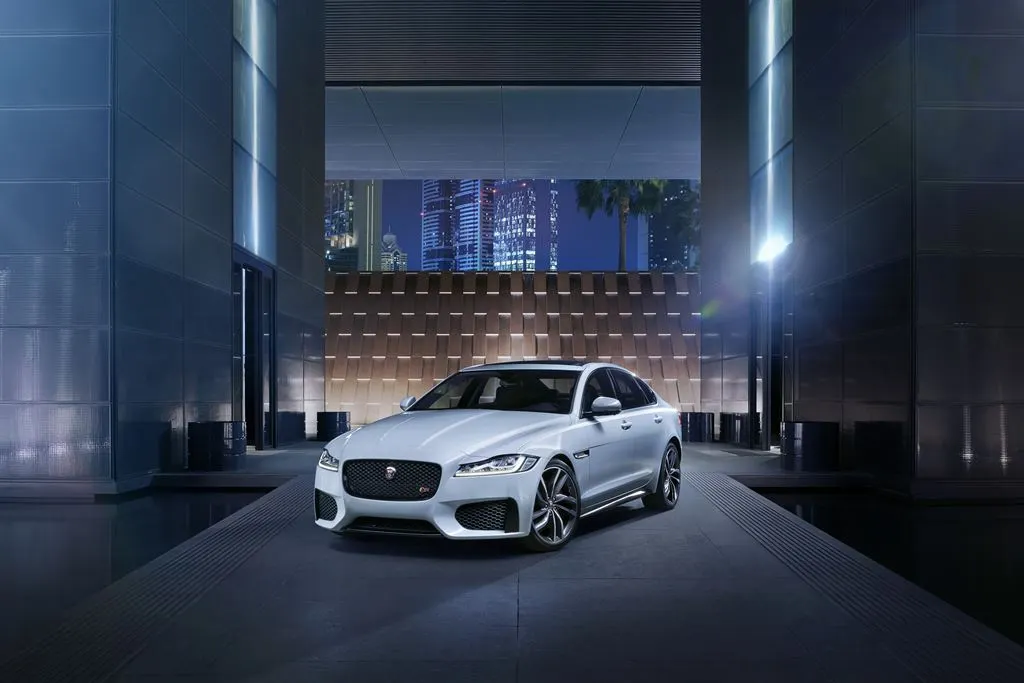 The 2016 Jaguar XF has pressed body panels