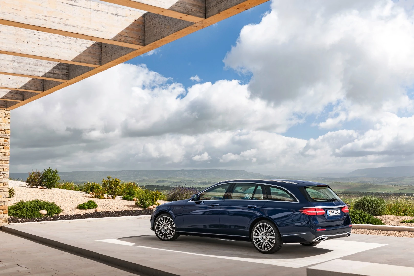 There's plenty of space in the E-Class boot