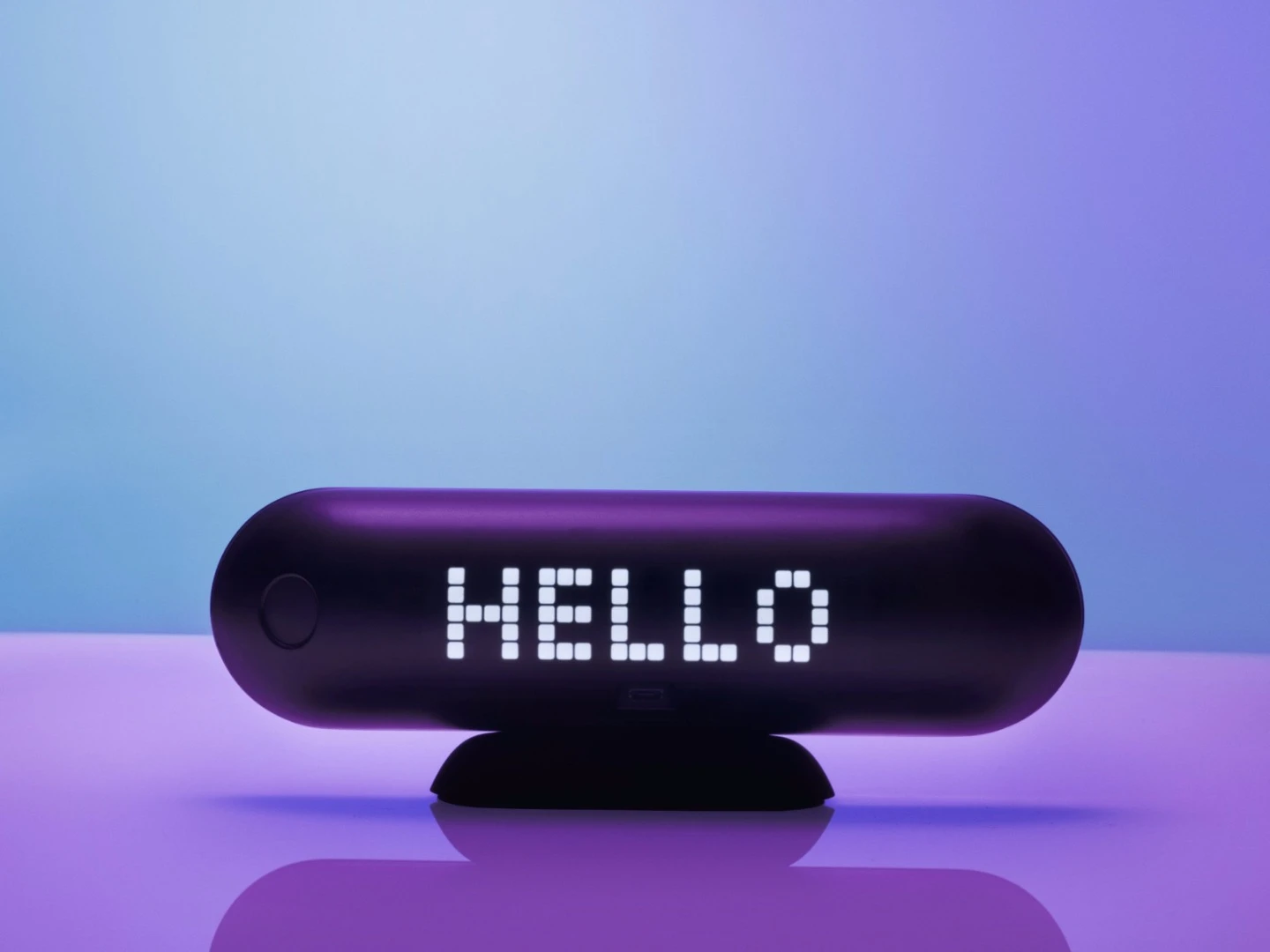A rear-facing screen on the Lyft Amp will display messages to car occupants