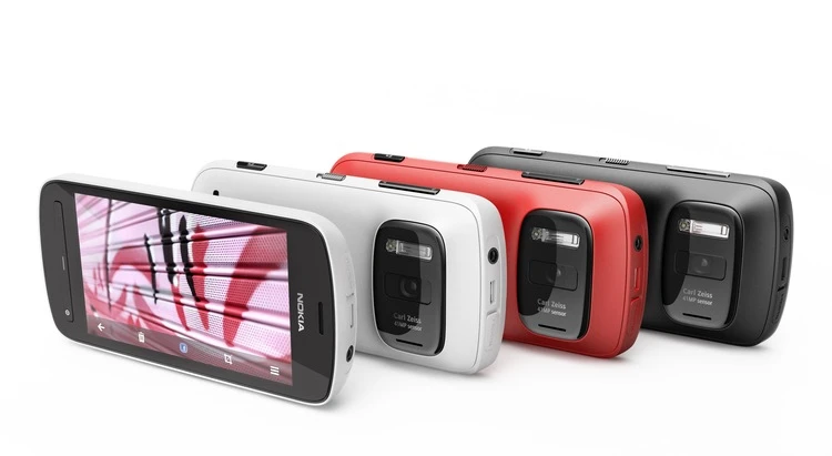 The Nokia 808 PureView is a new smartphone with an astounding 41-megapixel image sensor