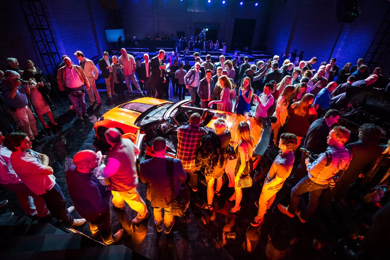 Noteworthy features of both the ZR1 coupe and convertible include a 7-speed manual gearbox, with an 8-speed paddle shift automatic available as an option