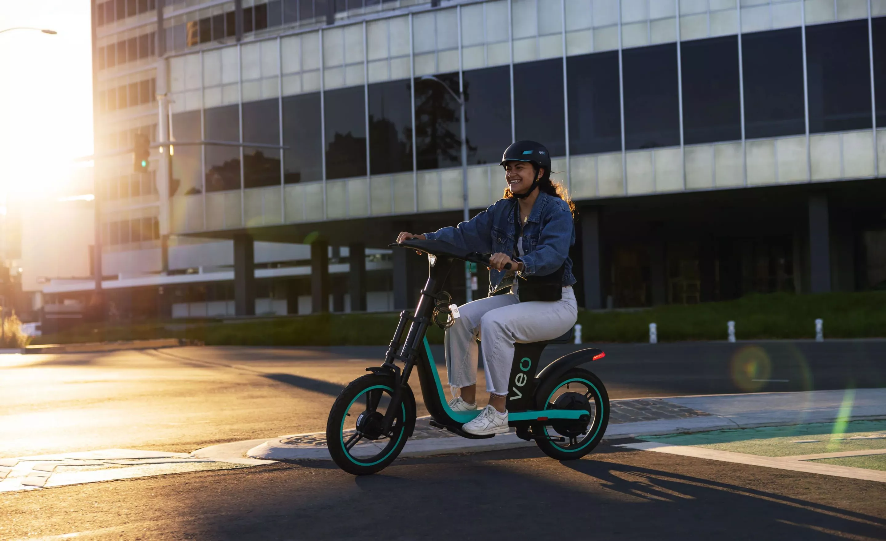 After clocking up millions of road miles through ridesharing, Veo is responding to requests from customers and launching its Cosmo seated electric scooter for private ownership