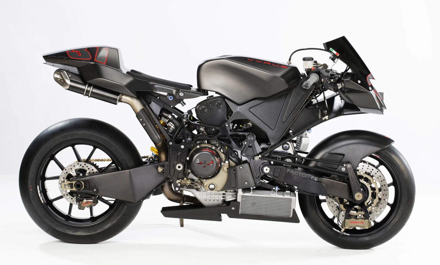 The Vyrus 987 C3 4V V