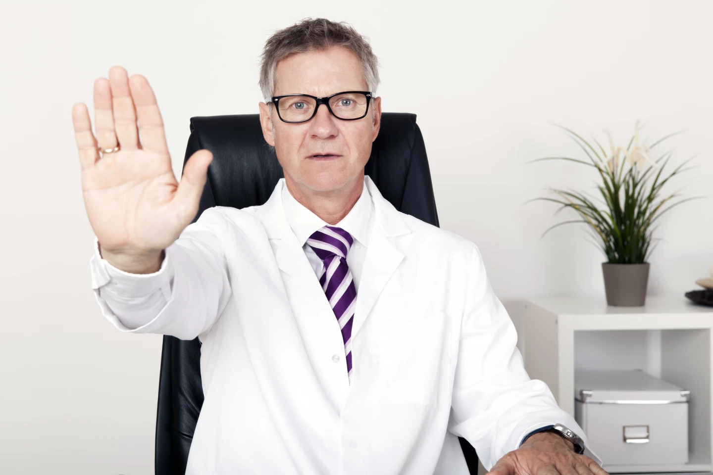 Medical professionals may be unwilling to help or uninformed about AAS use and cessation