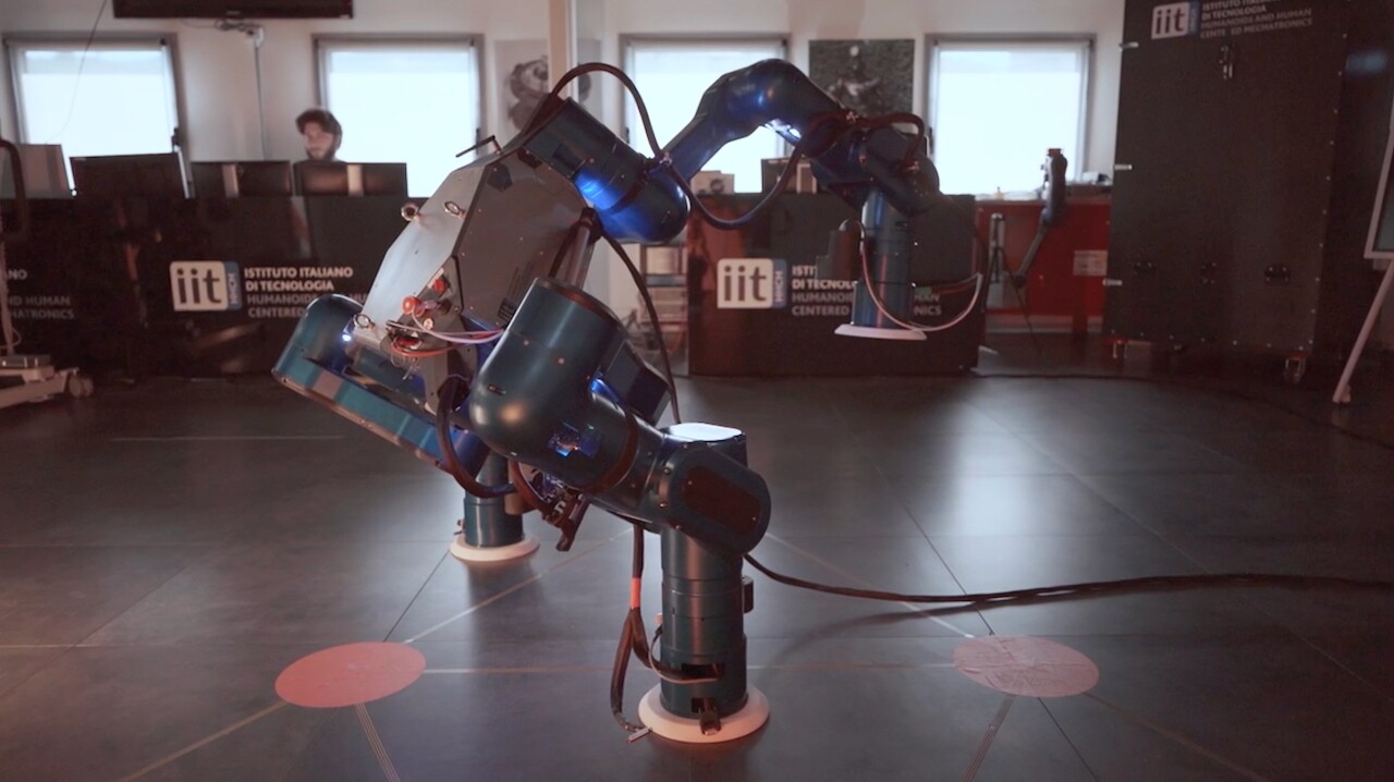 MARM can perform tasks with one limb, while anchoring itself to the spacecraft with the other two