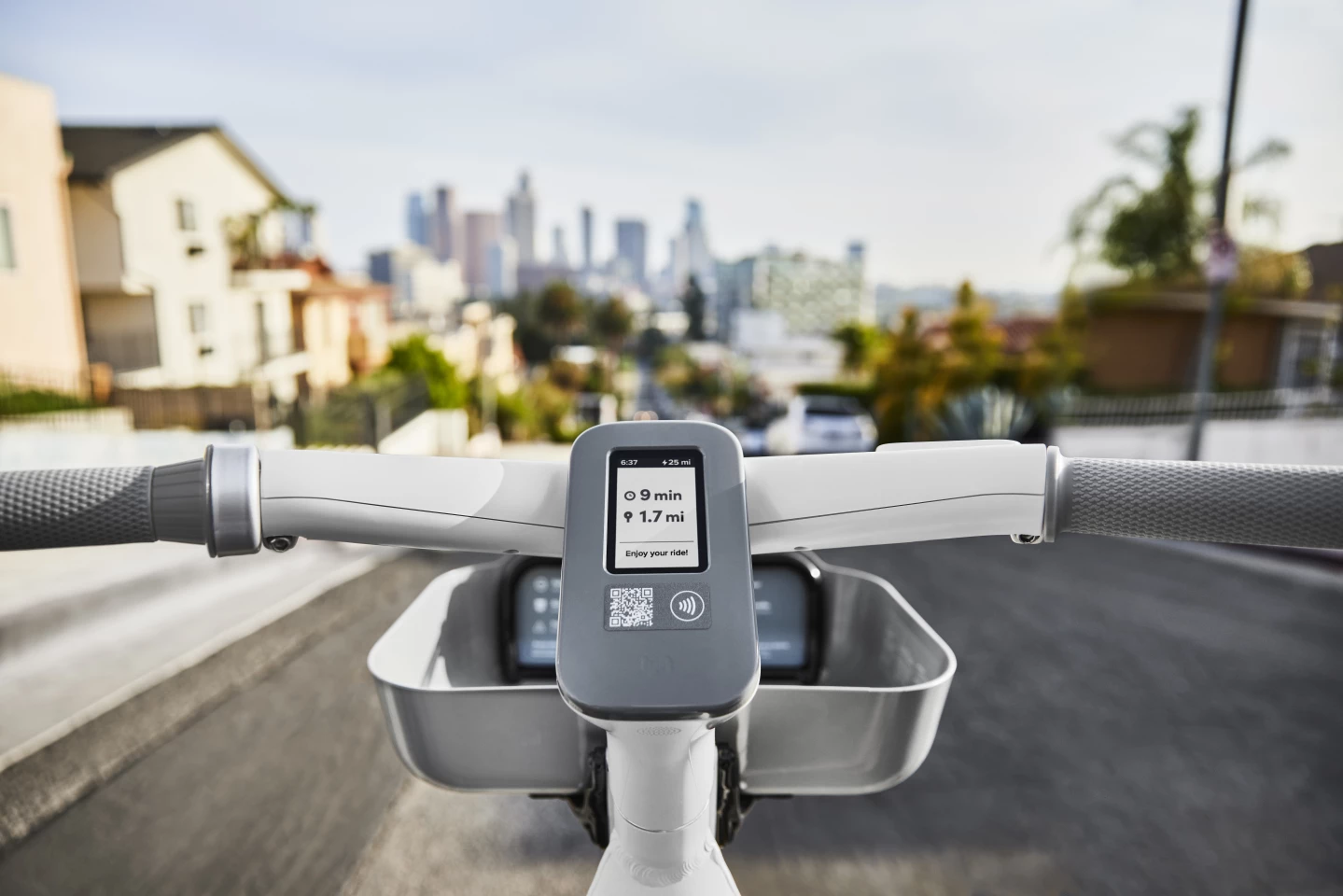 The new ebike's LCD display has a built-in speaker for audio tutorials on how to use the service