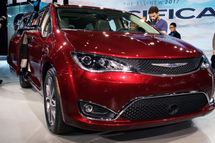The Chrysler Pacifica will be used as a base for Google's self-driving car technology
