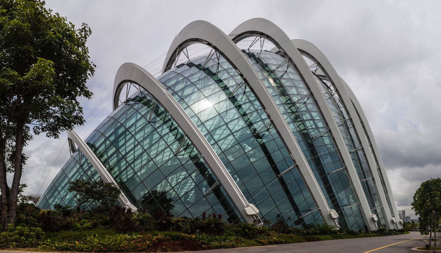 Gardens by the Bay – Cloud Forest dome seen from outside (Photo: Loz Blain)