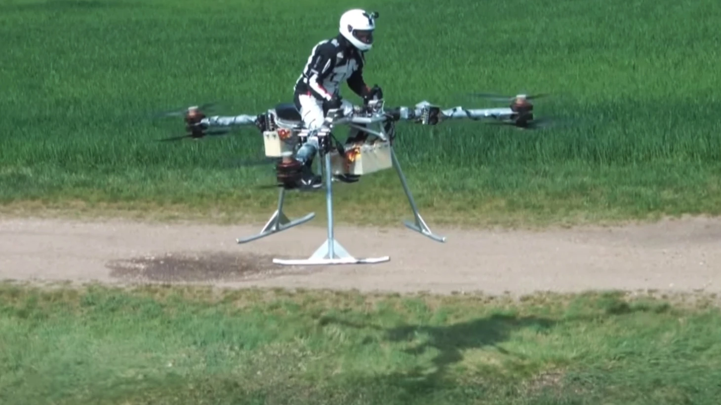 The Flike concept demonstrator in a controlled flight in Hungary