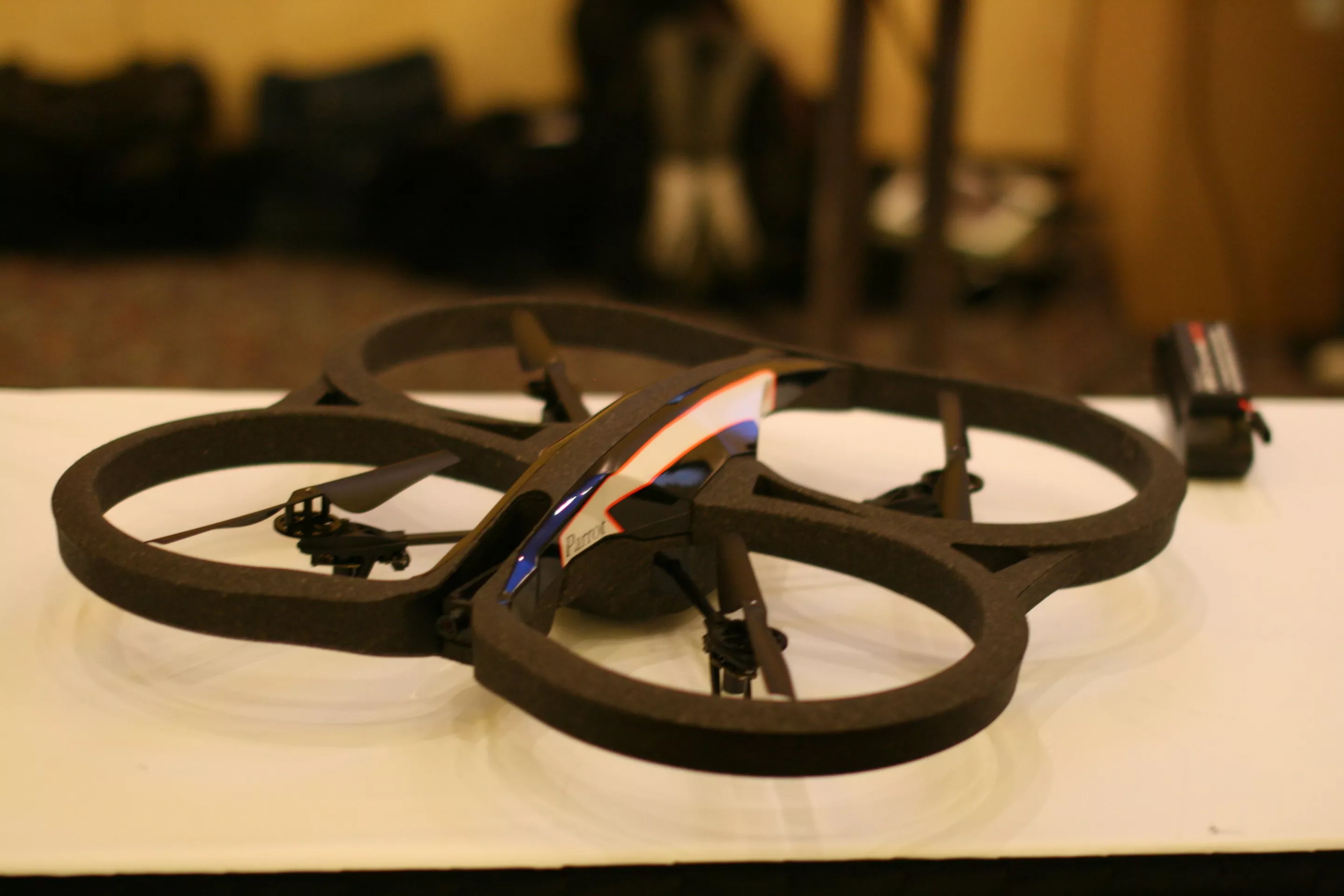 The camera on the AR.Drone 2.0 displays video at a 1280x720 resolution on your smartphone or tablet while you fly