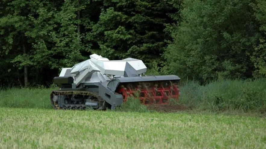 The D-3 is a robotic vehicle that uses a chain flail or tiller to detonate land mines (Photo: DIGGER DTR)