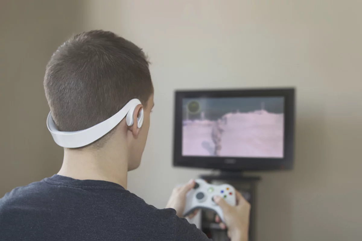 Designer Sam Matson has created a headset that increases the difficulty of a game the more angry a player gets