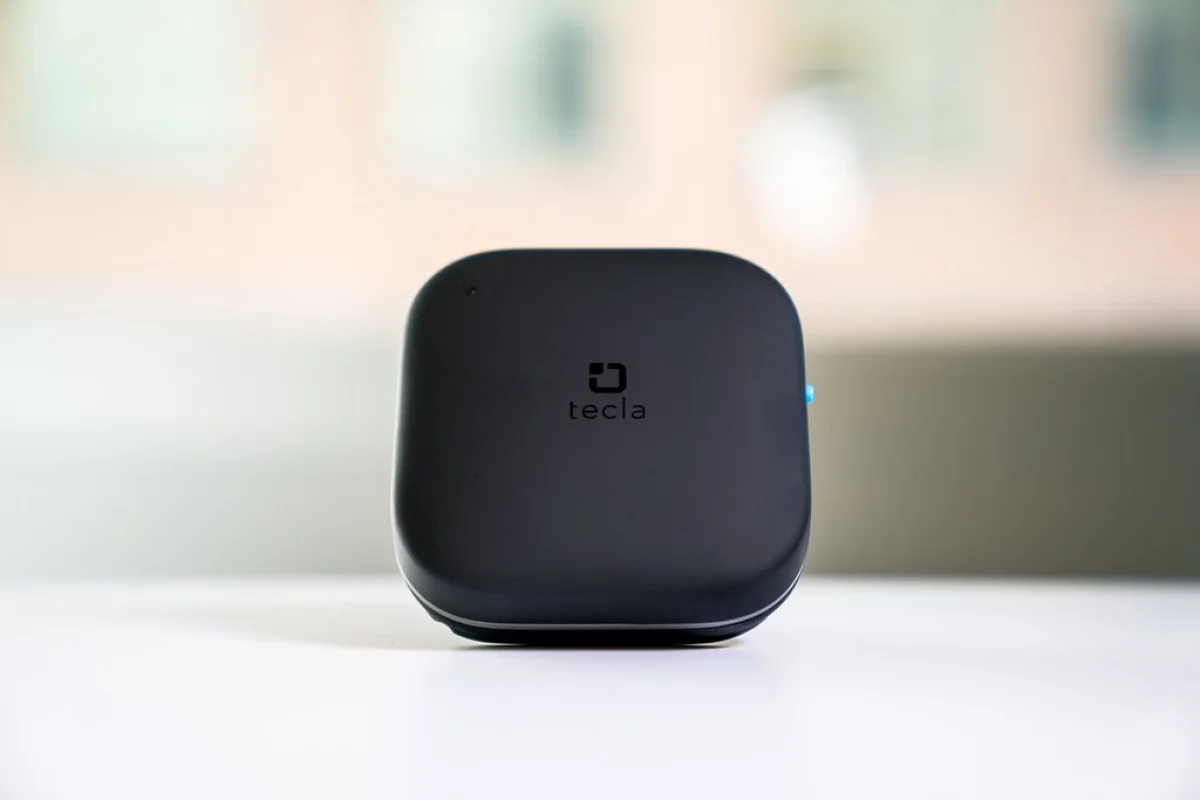 The Tecla-e allows users to control mobile devices, or items that are part of the Internet-of-Things