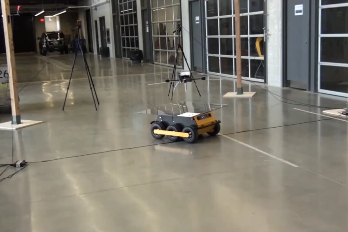 Researchers have successfully paired a drone with a unmanned ground vehicle, enabling it to land autonomously on the ground vehicle