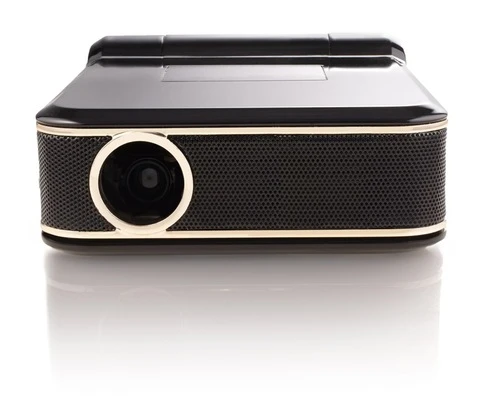 The manual focus projector has a resolution of 854 x 480 pixels (WVGA) with a refresh rate of 60 Hz, offers 1000:1 contrast ratio and puts out 115 ANSI lumens