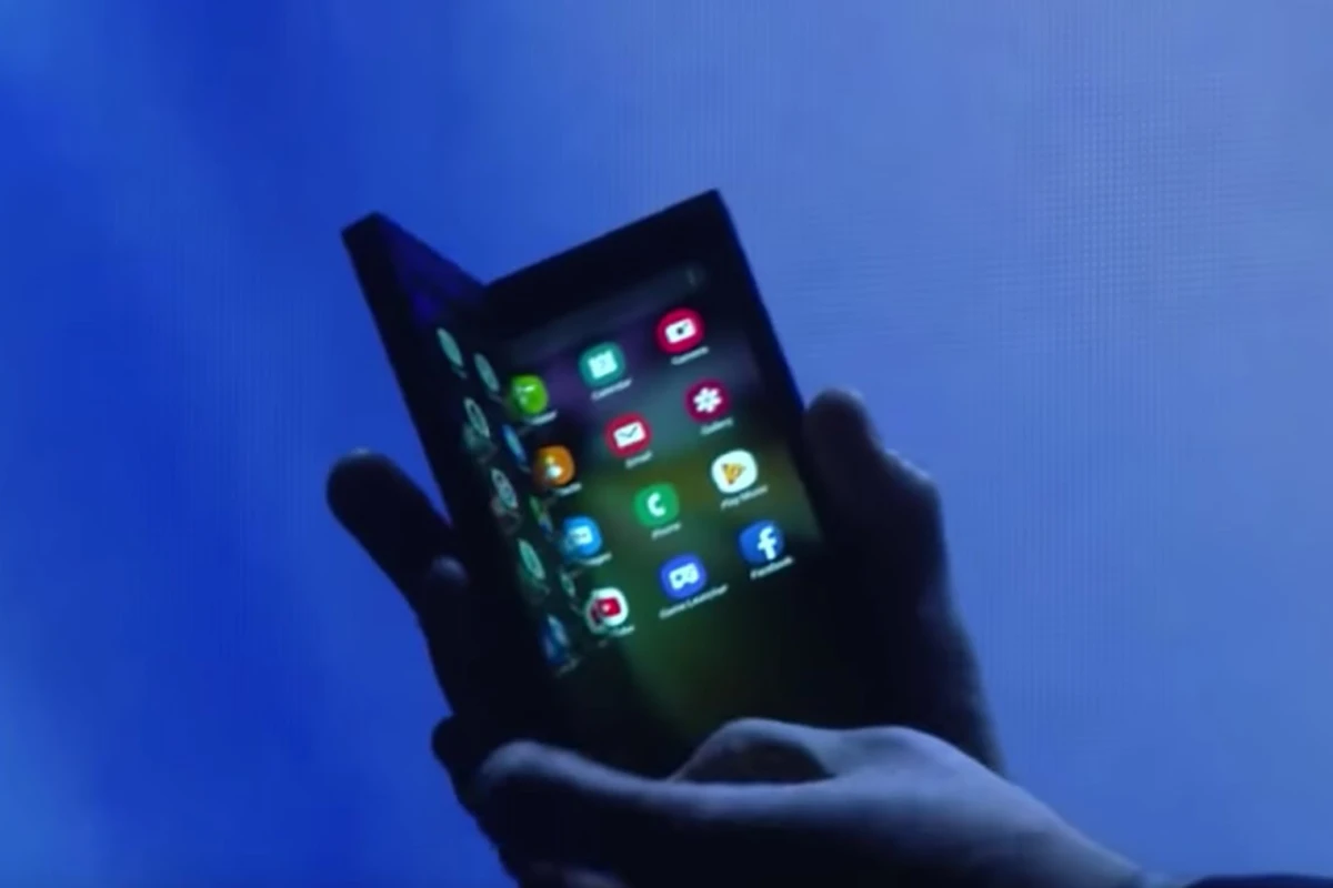 Samsung has shown off its folding phone in prototype form