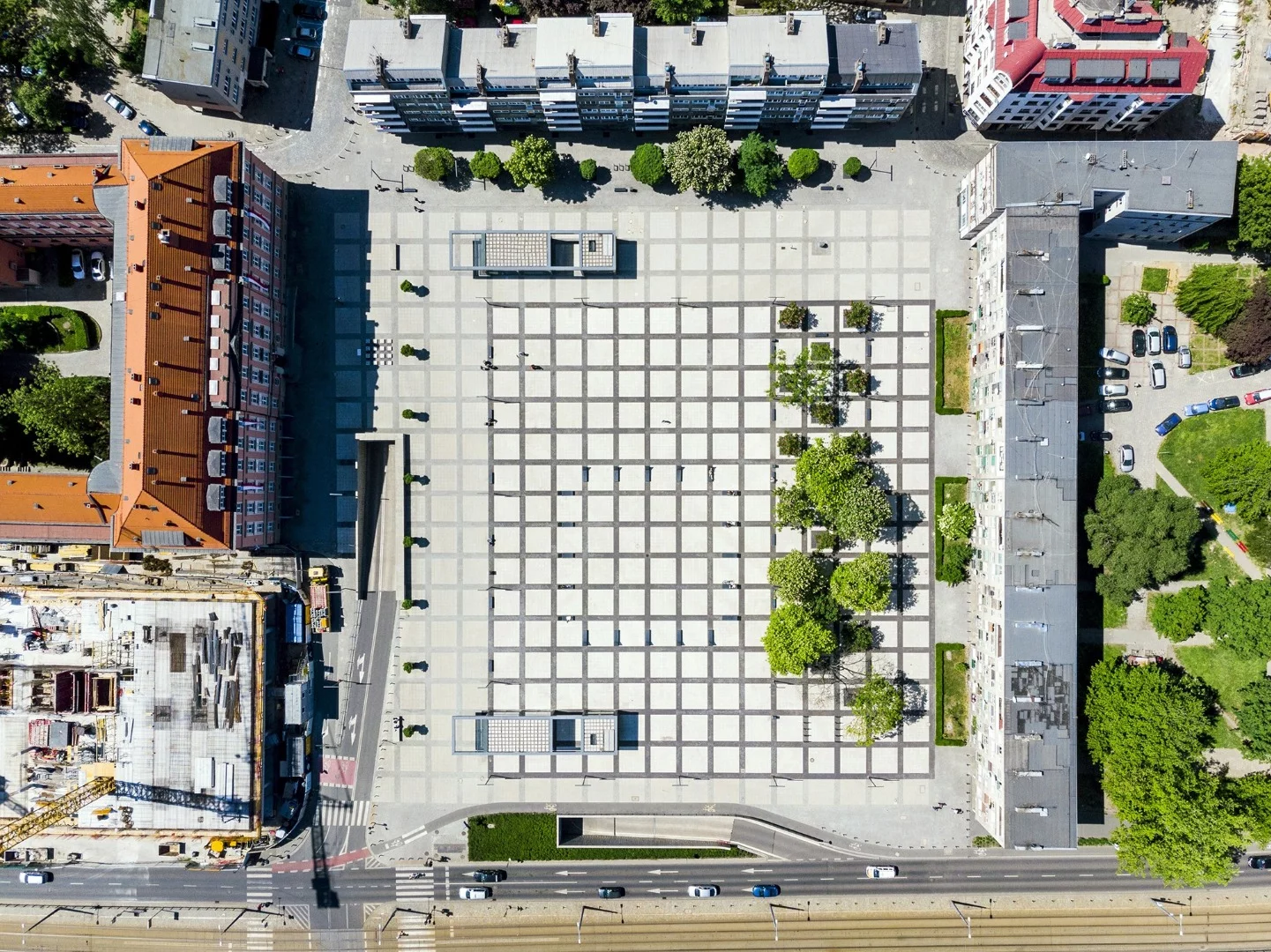 A public square in Wroclaw, Poland (Credit: Wojtek Gurak Flickr CC BY-NC 2.0)