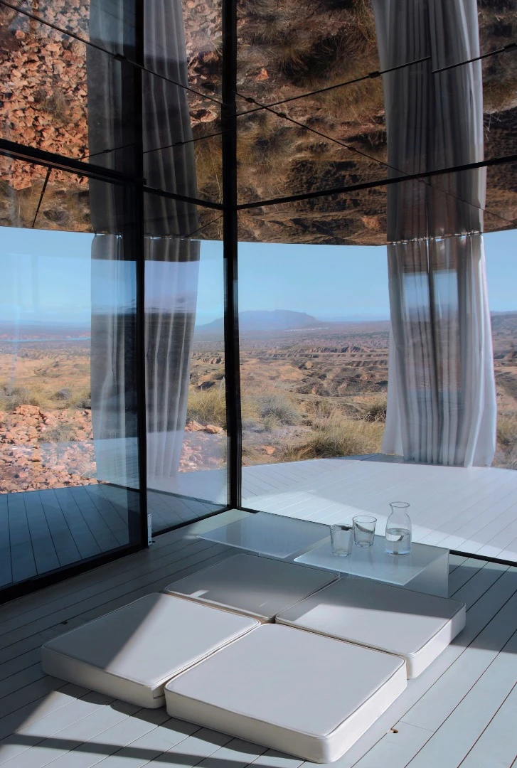 The Glass House's bedroom