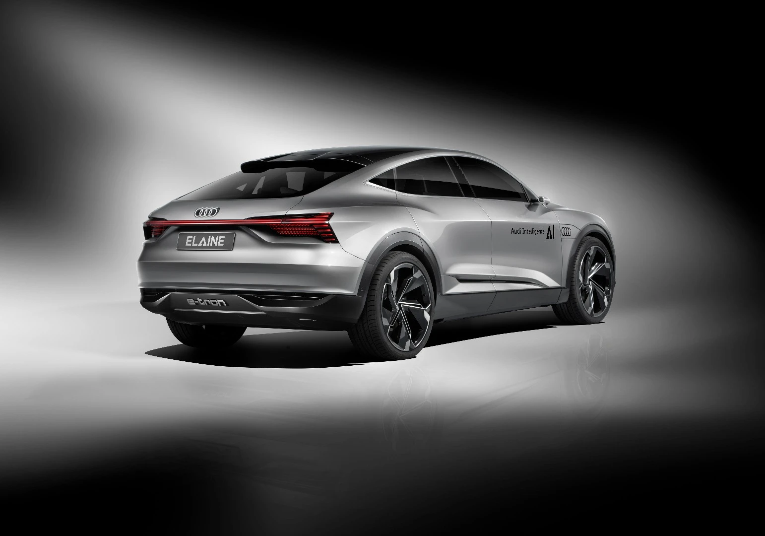 The swooping roofline of the Elaine concept makes for a handsome SUV