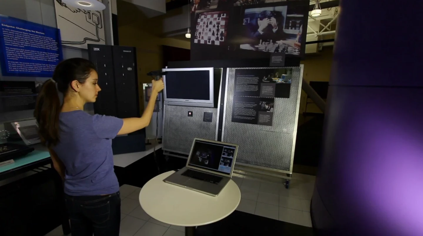 Scanning a detailed wall image. You can see the digital representation in the next image