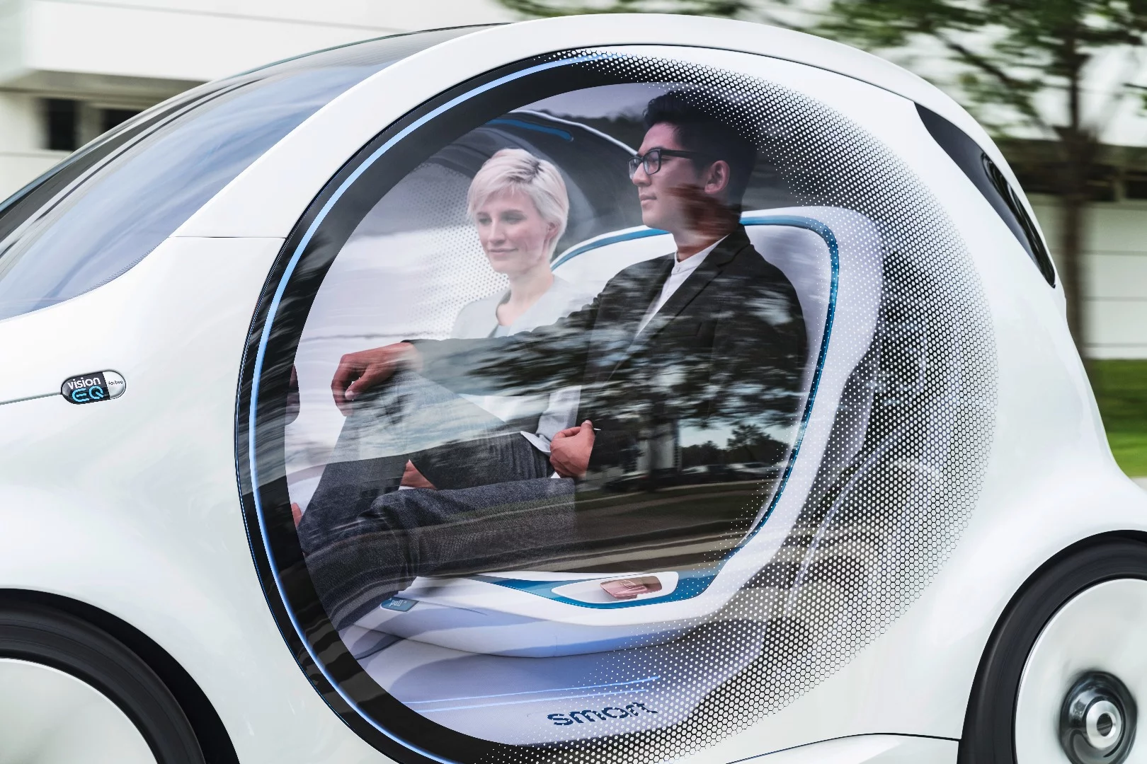 The Smart Vision EQ includes a lounge-like bench
