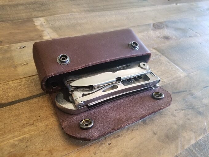 The Toler Union multitool with a carry case