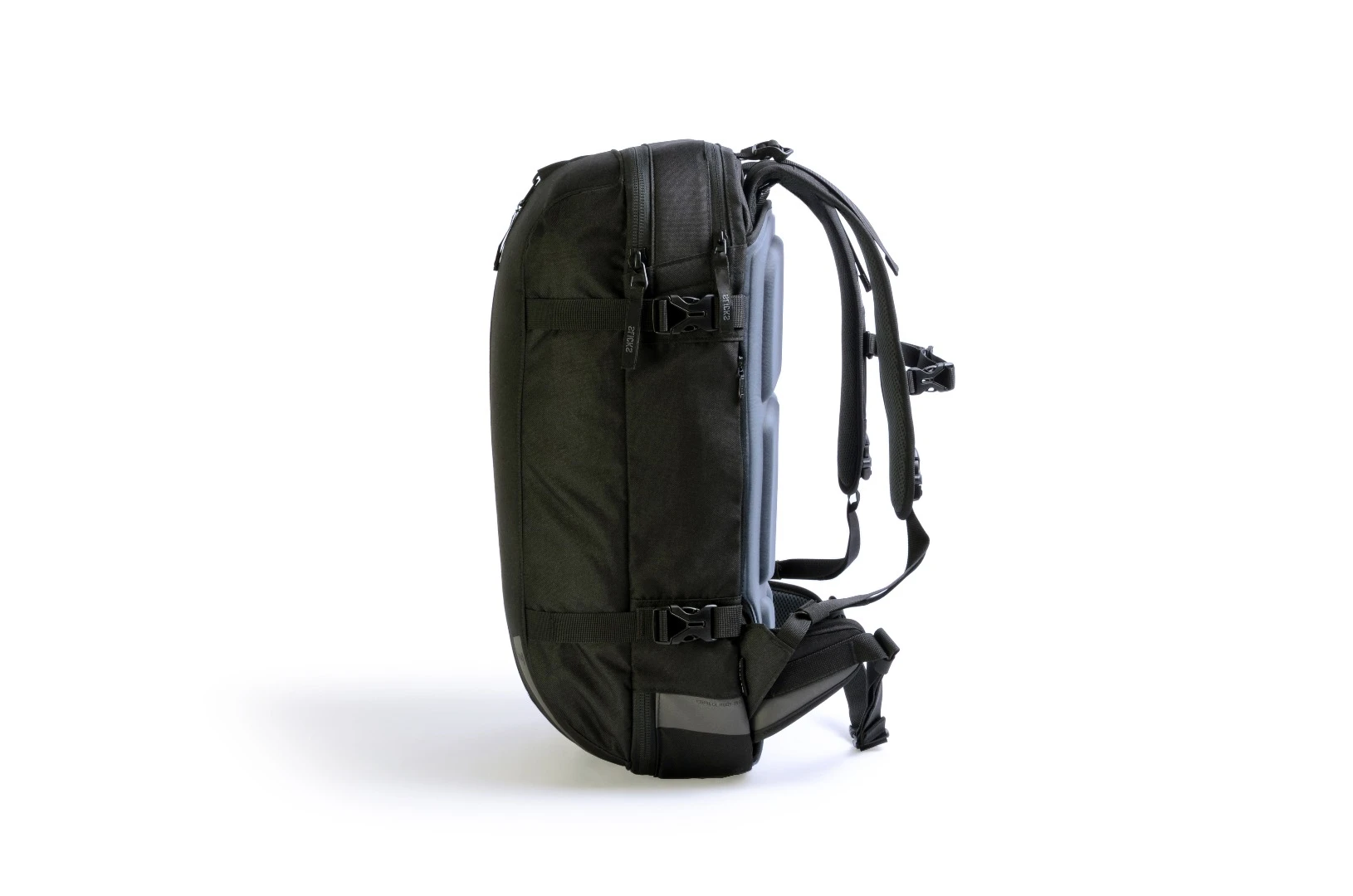 The Slicks Travel System with shoulder straps and waist belt