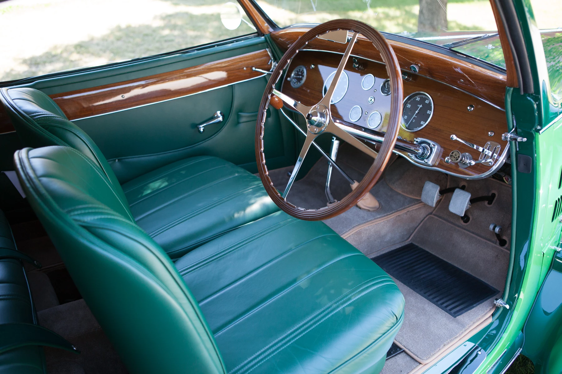 No Sale | 1938 Bugatti Type 57 Cabriolet | High Bid: $1,040,000 | Gooding & Company | Geared Online | 7 August 2020 | Lot 52 | Estimate: $1,300,000 to $1,600,000 | Official Gooding & Co Auction Page