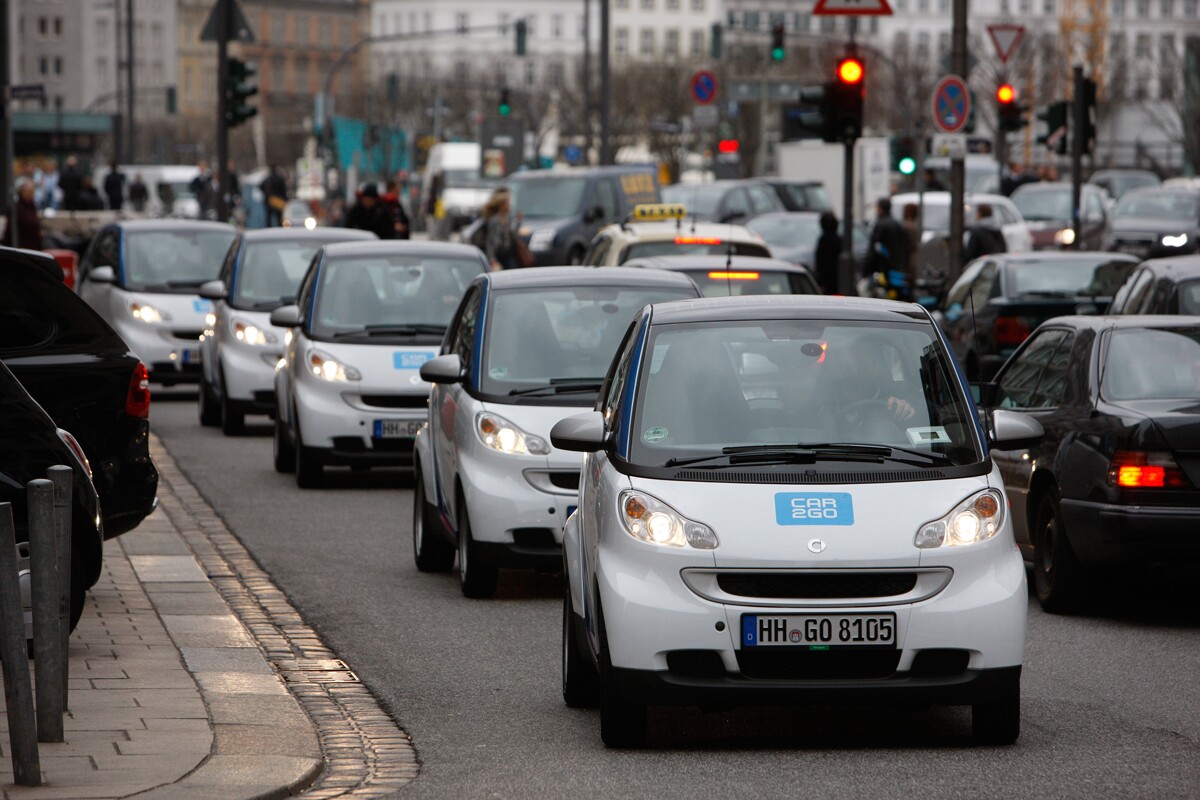 car2go has started operations in Hamburg with 300 new "car2go edition" smart fortwo vehicles