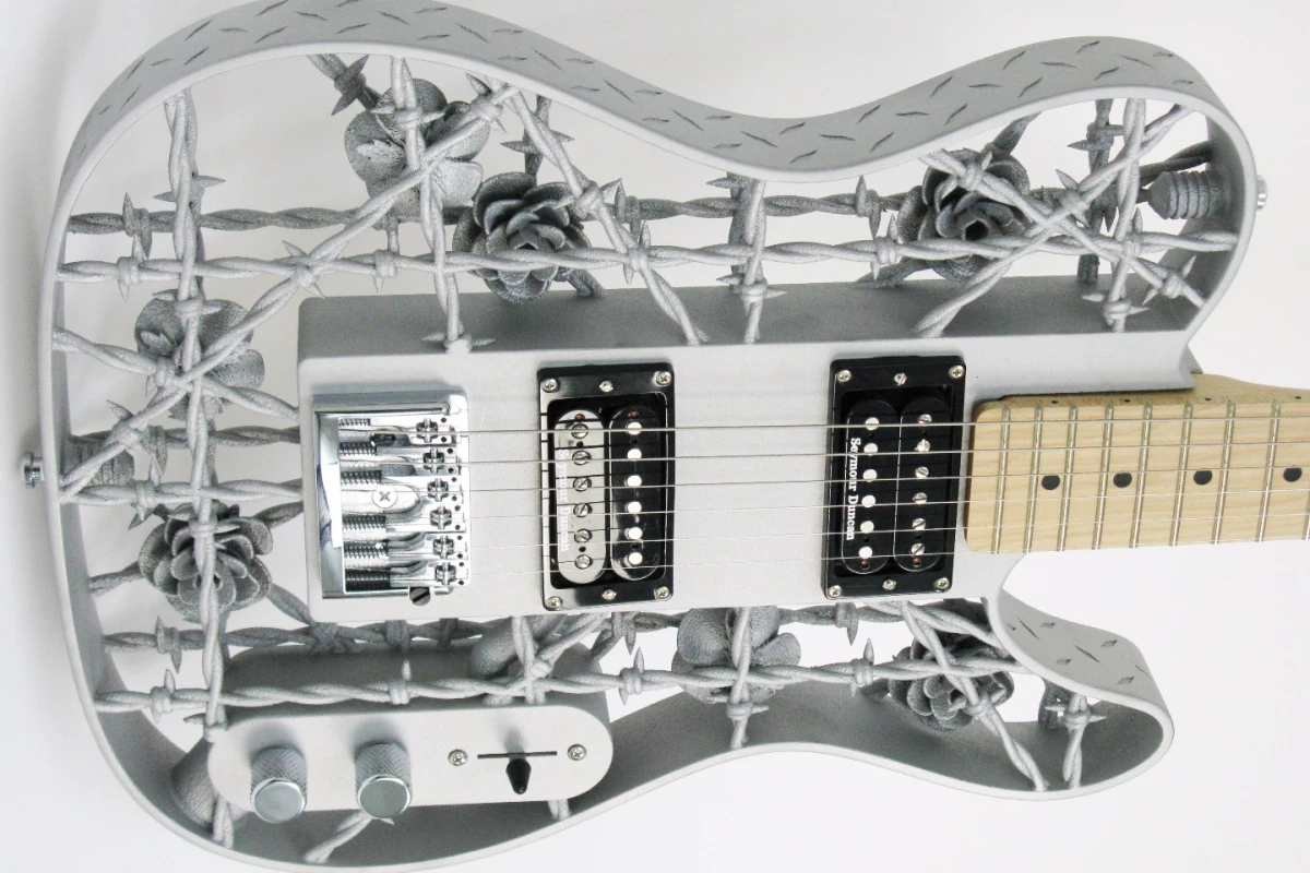 Barbed Wire Love: Olaf Diegel's 3D-printed aluminum guitar