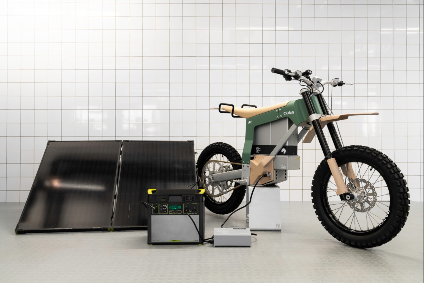 It doesn't appear the new Ösa can solar charge, but Cake offers a portable Goal Zero power station and solar panel kit with the Kalk AP – set a few of those power stations up and you have something of an off-grid fueling station