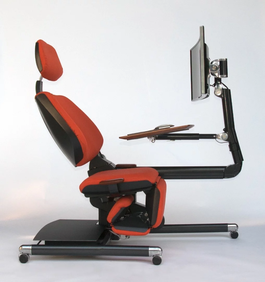 The workstation is set on casters and weighs in at 210 lb (95 kg)