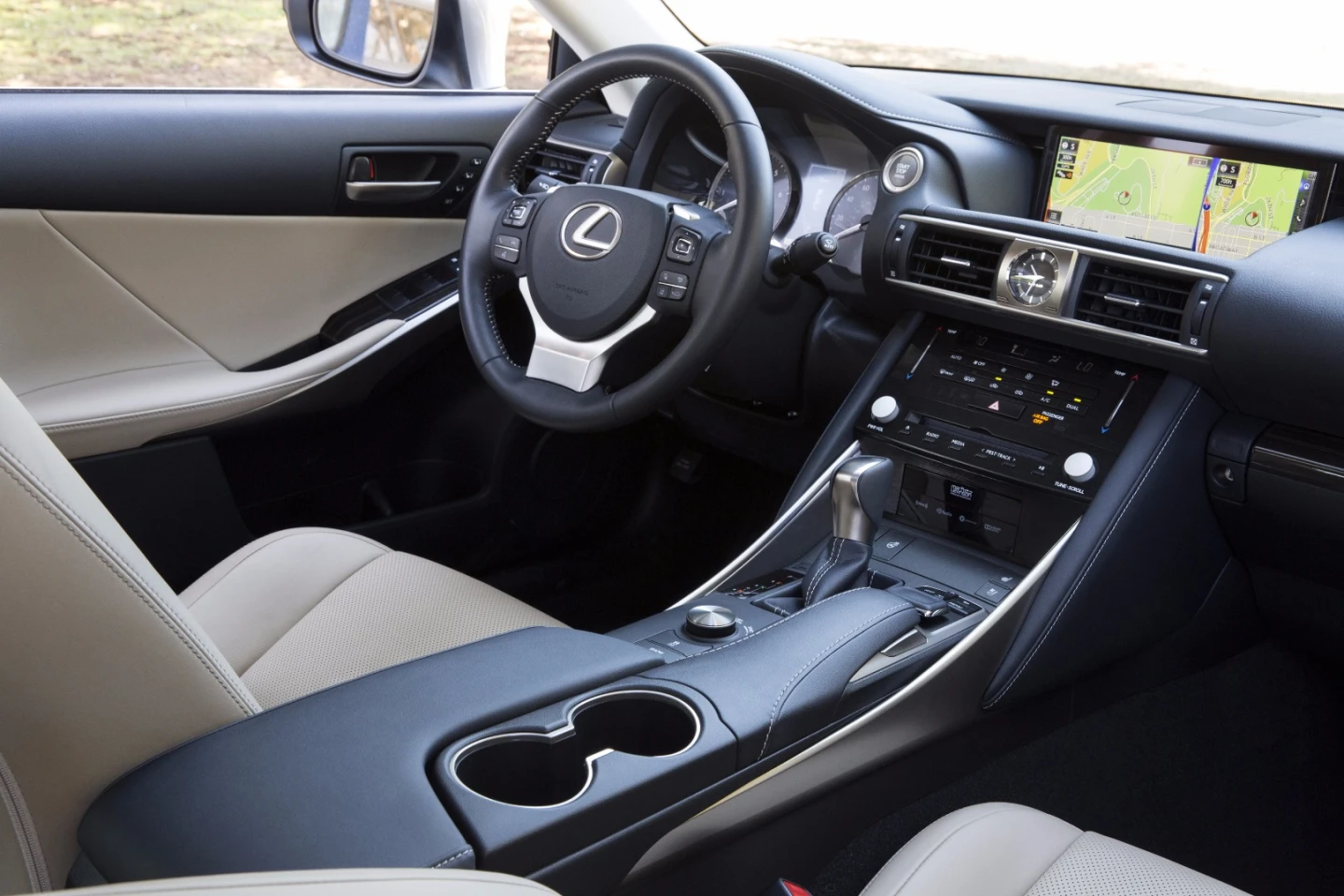 Lexus has tidied up the details on its IS interior