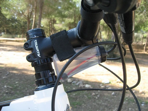 The Q-FOG provides a cooling mist from your handlebars