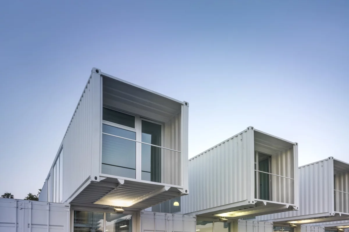 The shipping container-based terminal is located in Spain's only river port, based in Seville (Photo: Jesús Granada)