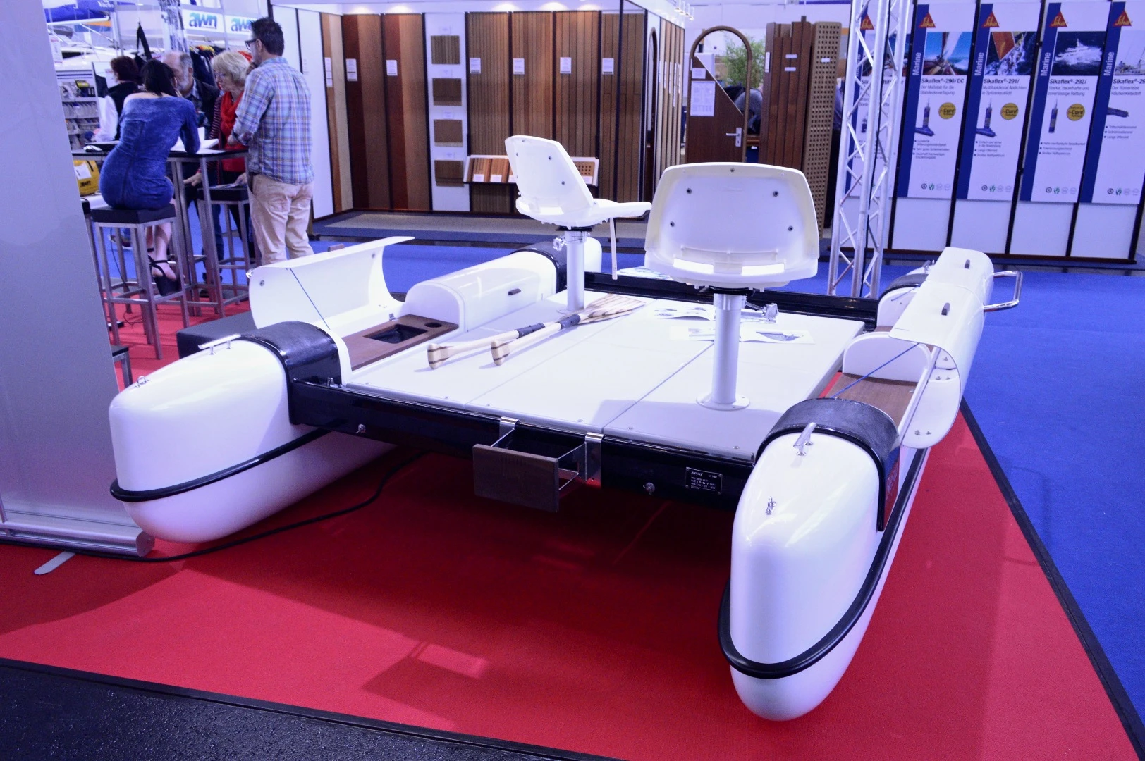 Another interesting portable, compacting boat, the Polish-designed Siesta Solemaran breaks down and travels on a vehicle roof rack or trailer