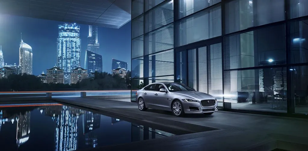 The 2016 Jaguar XF has parking assist